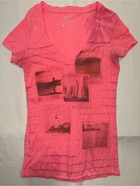 American Eagle Y2K Pink V-Neck Graphic Tee XS Postcard Print T-Shirt